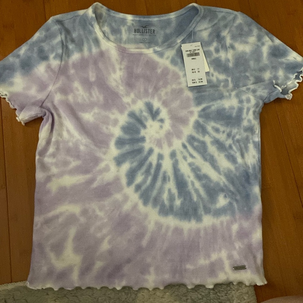 Hollister crop top